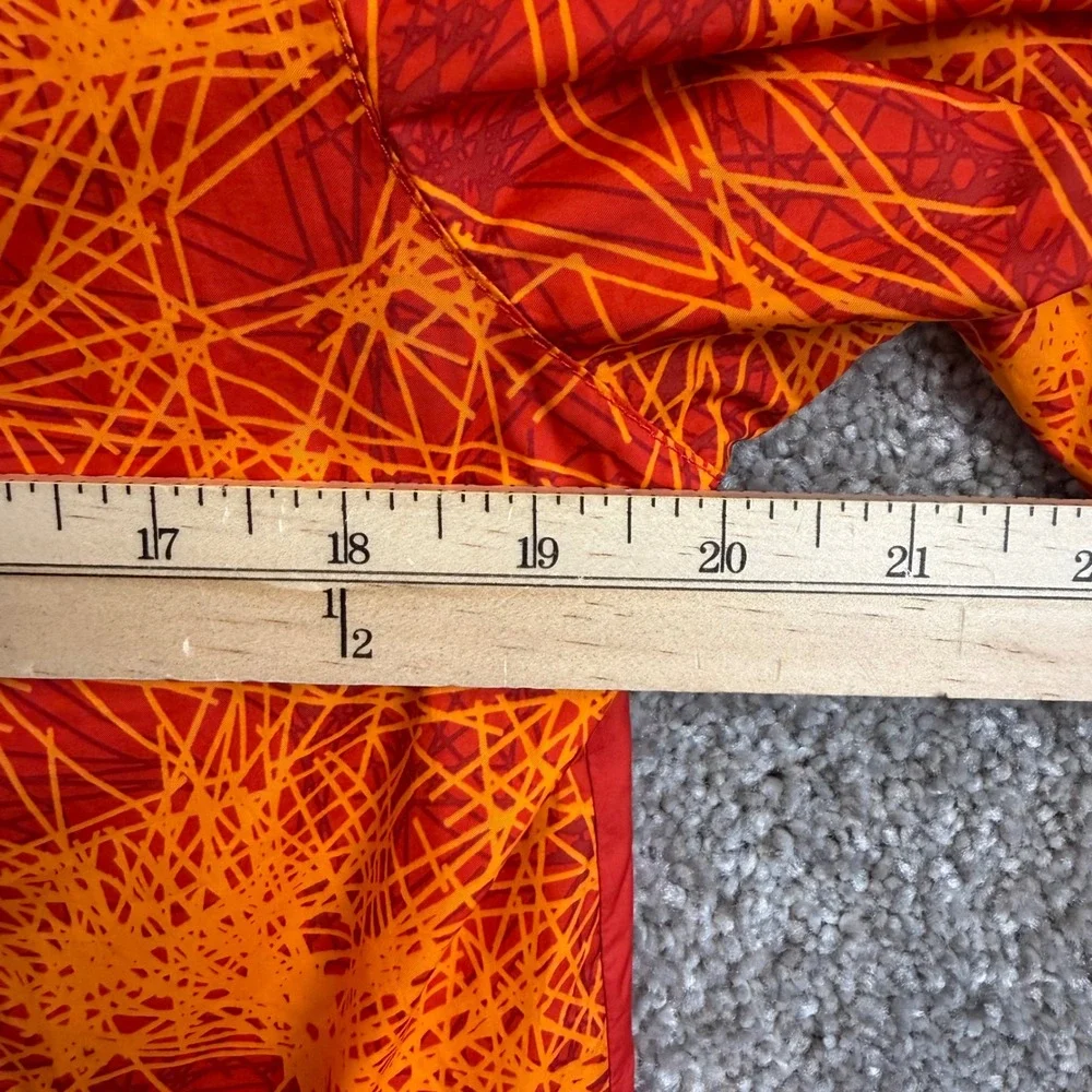 The North Face Boys XL 18/20 Red Orange Scribble Print Hooded Windbreaker Jacket